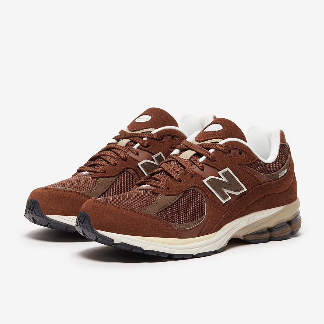 New Balance ローファー ブラウン 2002R New Balance 2002R - Brown - Trainers - Mens Shoes