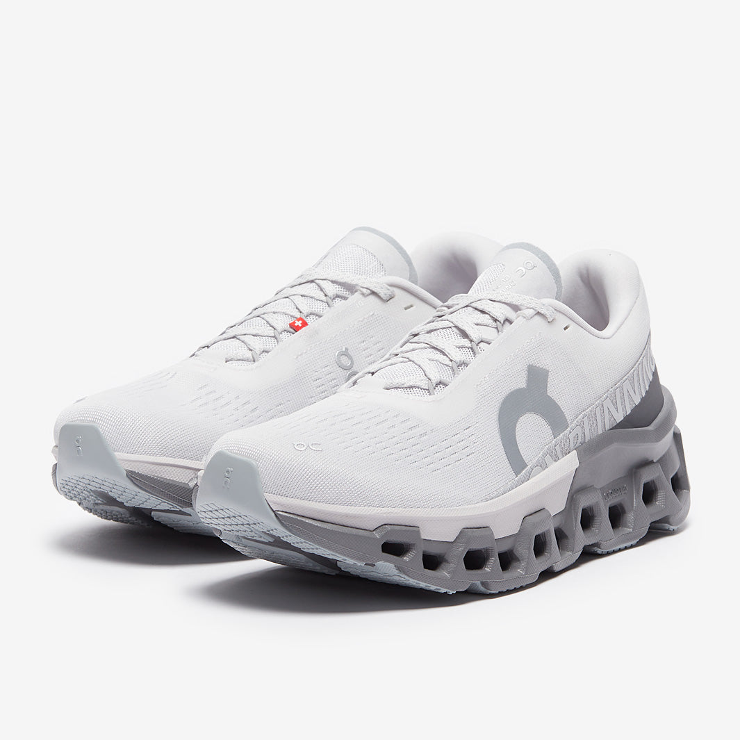 美品　On　オン Cloudmonster 2 Frost | Rock　28 On Womens Cloudmonster 2 - Frost/Rock - Womens Shoes