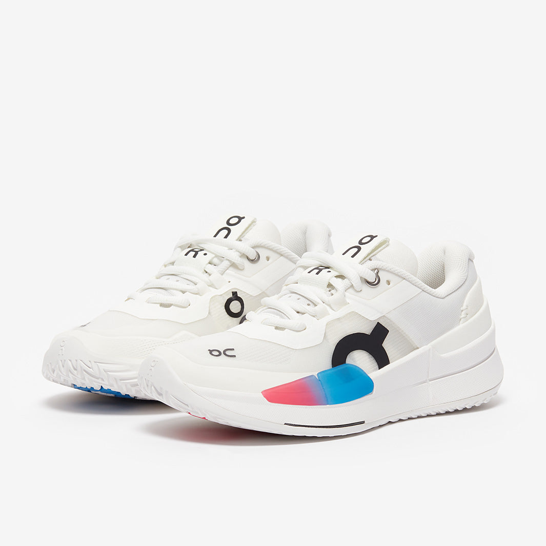 On THE ROGER Pro 2 - White/Malibu - Mens Shoes