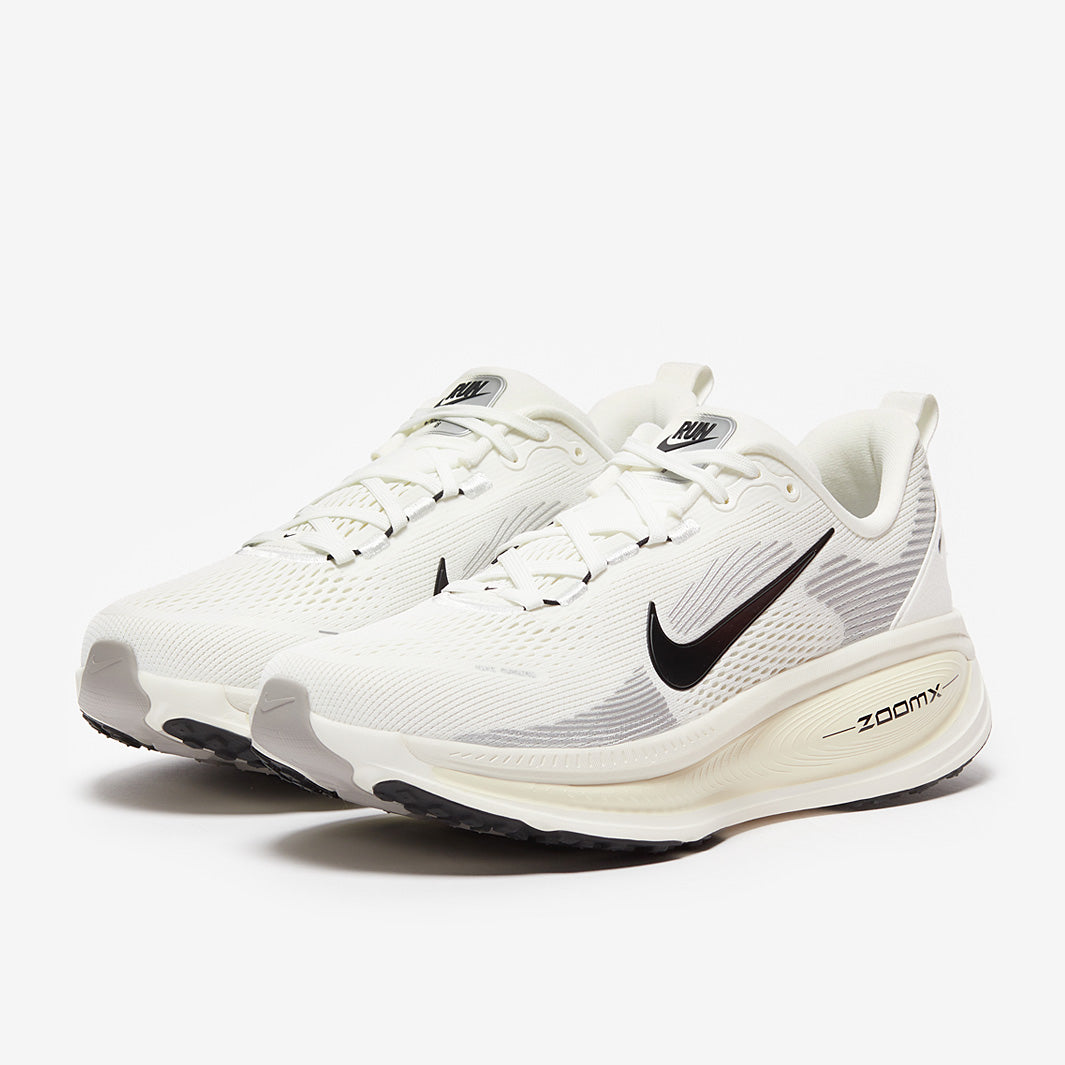 Nike vomero 18 ホワイト Nike Vomero 18 - Summit White/Black/Coconut Milk - Mens Shoes