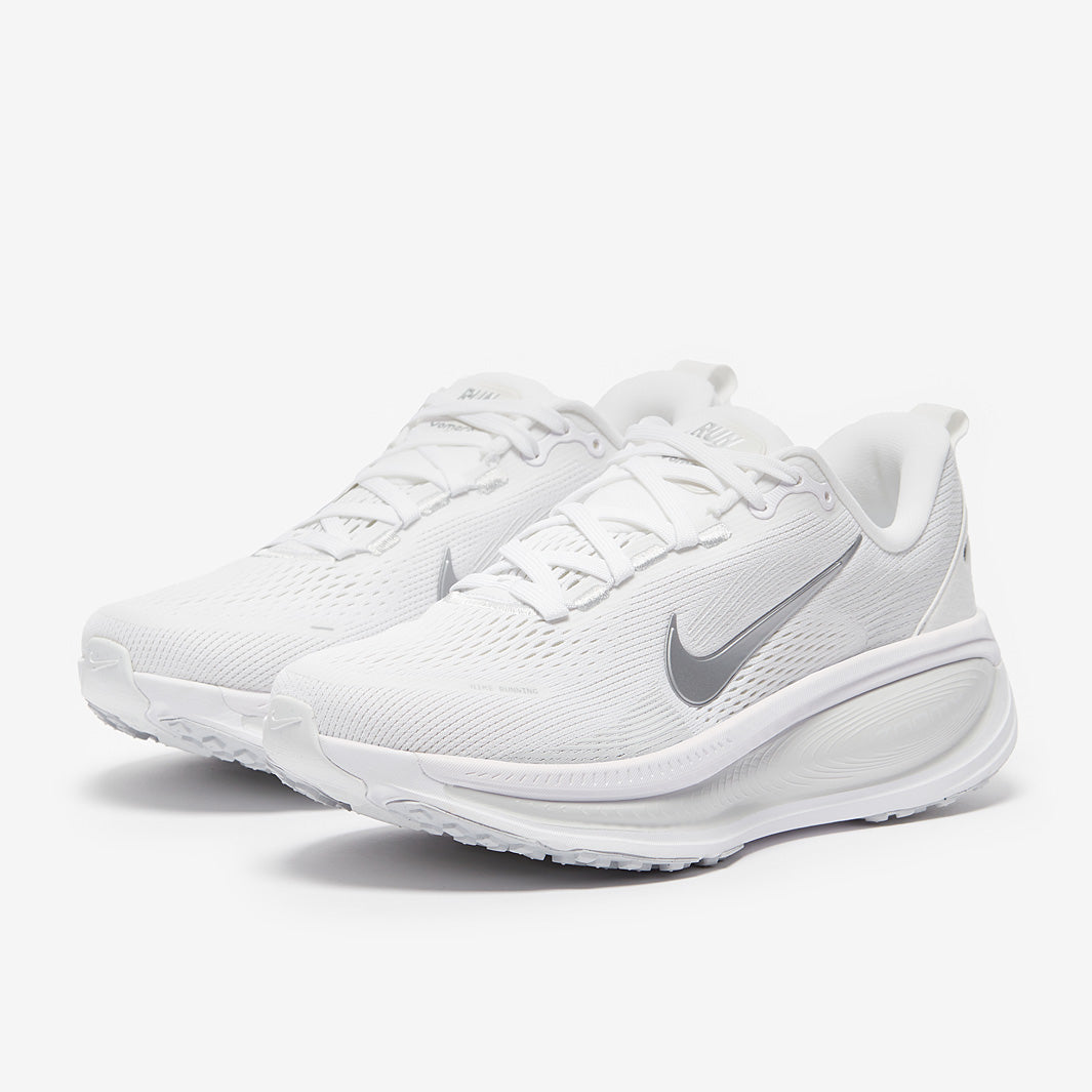 Nike Womens Vomero 18 - White/Mtlc Silver/Photon Dust/Summit White
