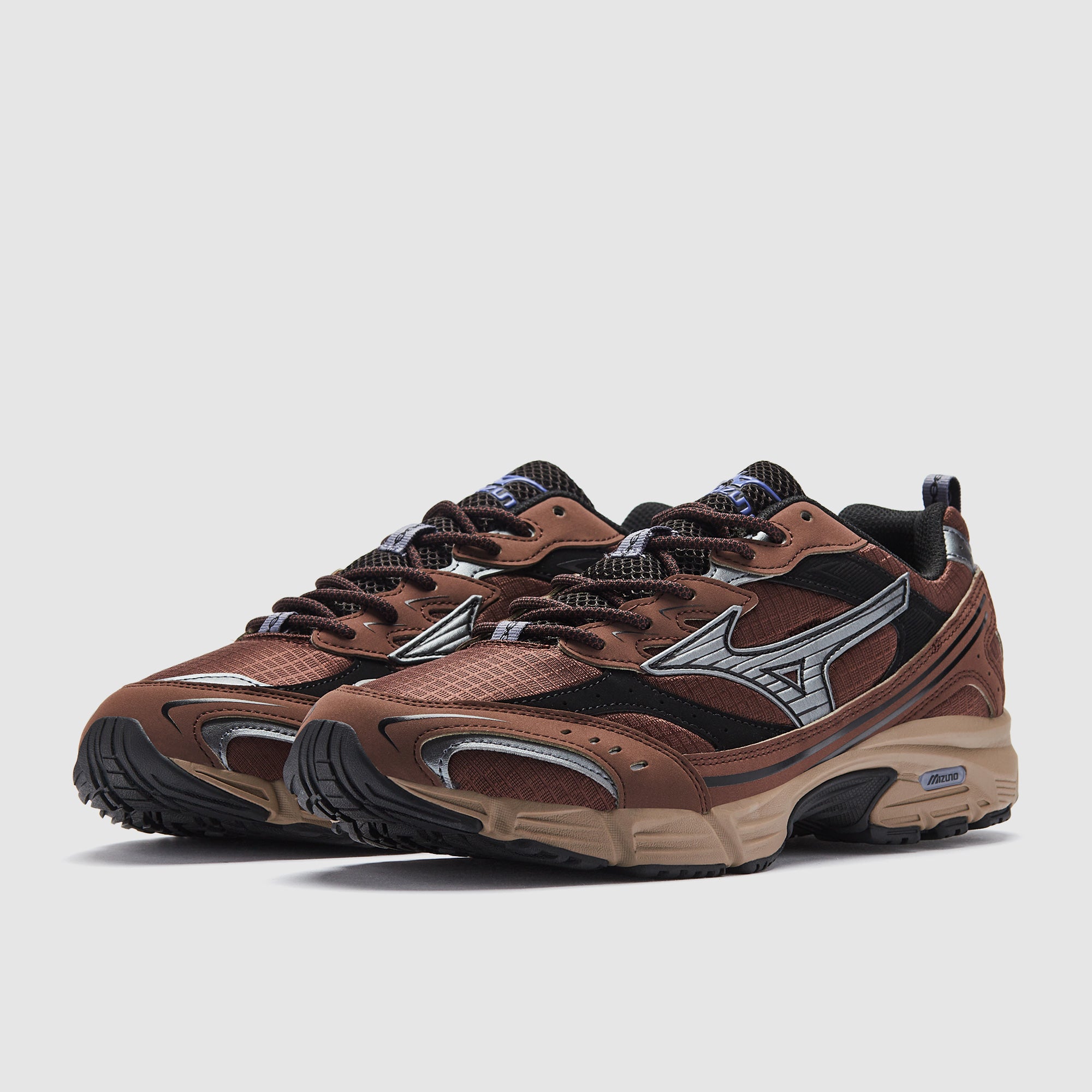 miii Mizuno MXR Tech - Chicory Coffee/Silver/Black - Trainers - Mens Shoes