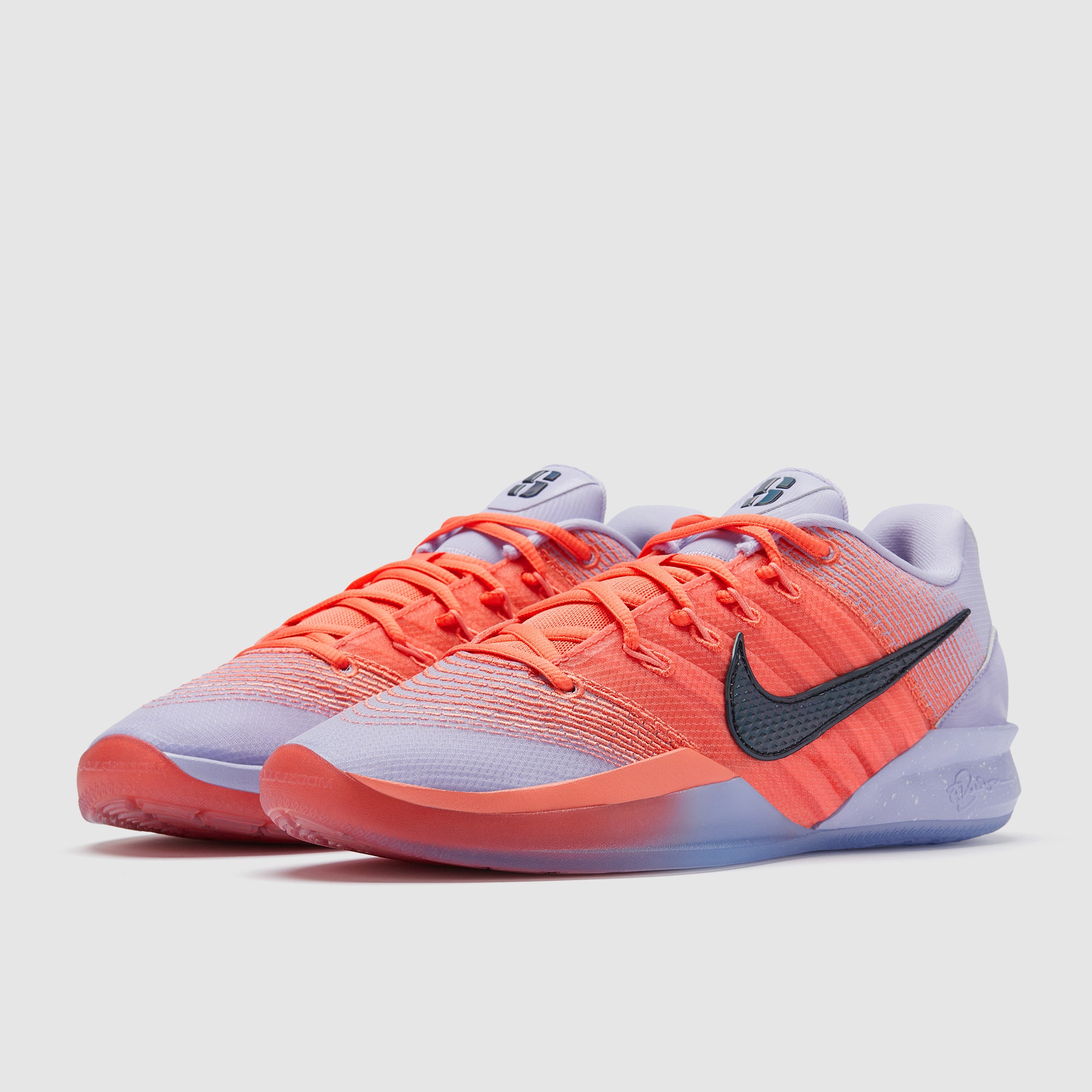 Nike Sabrina 3 - Barely Grape/Black/Magic Ember - Trainers