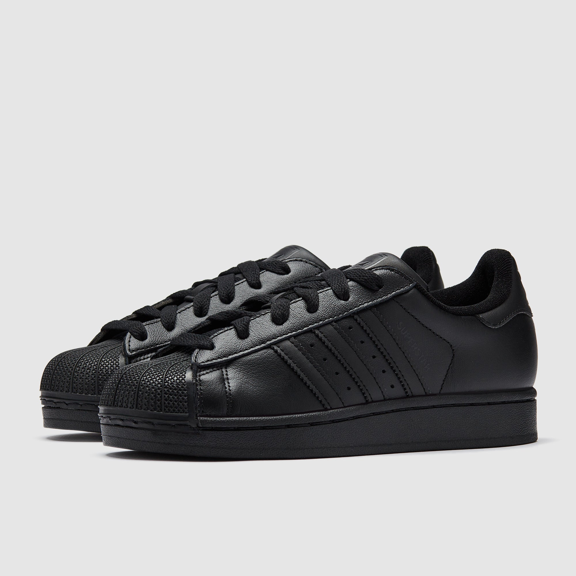 adidas Originals Older Kids Superstar (GS) - Core Black - Trainers - Boys Shoes adidas Originals Older Kids Superstar (GS) - Core Black - Trainers - Boys Shoes