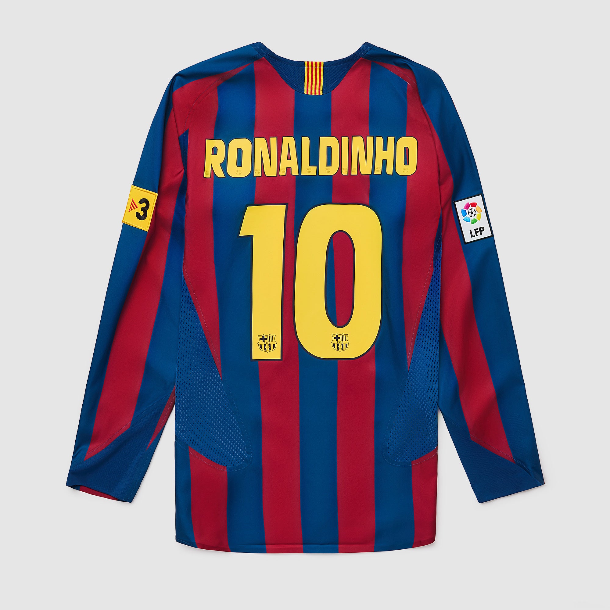 Nike FC Barcelona 2006 Reissue LS Shirt with Ronaldinho 10 - Gym
