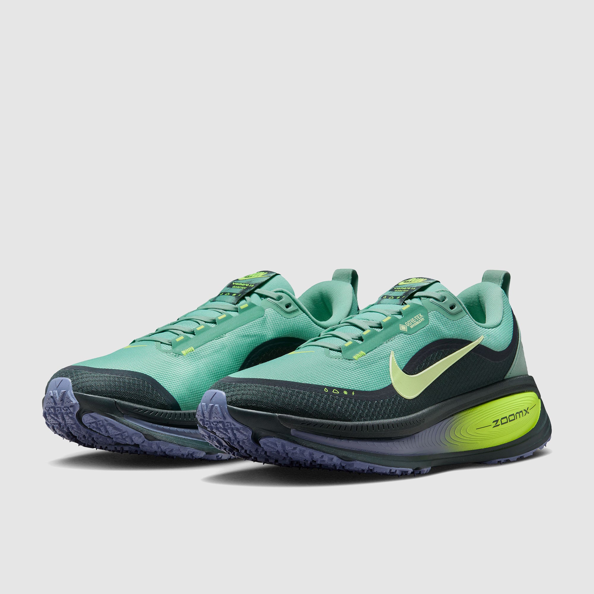 Nike Vomero 18 GORE-TEX Waterproof - Seaweed/Barely Volt/Cannon