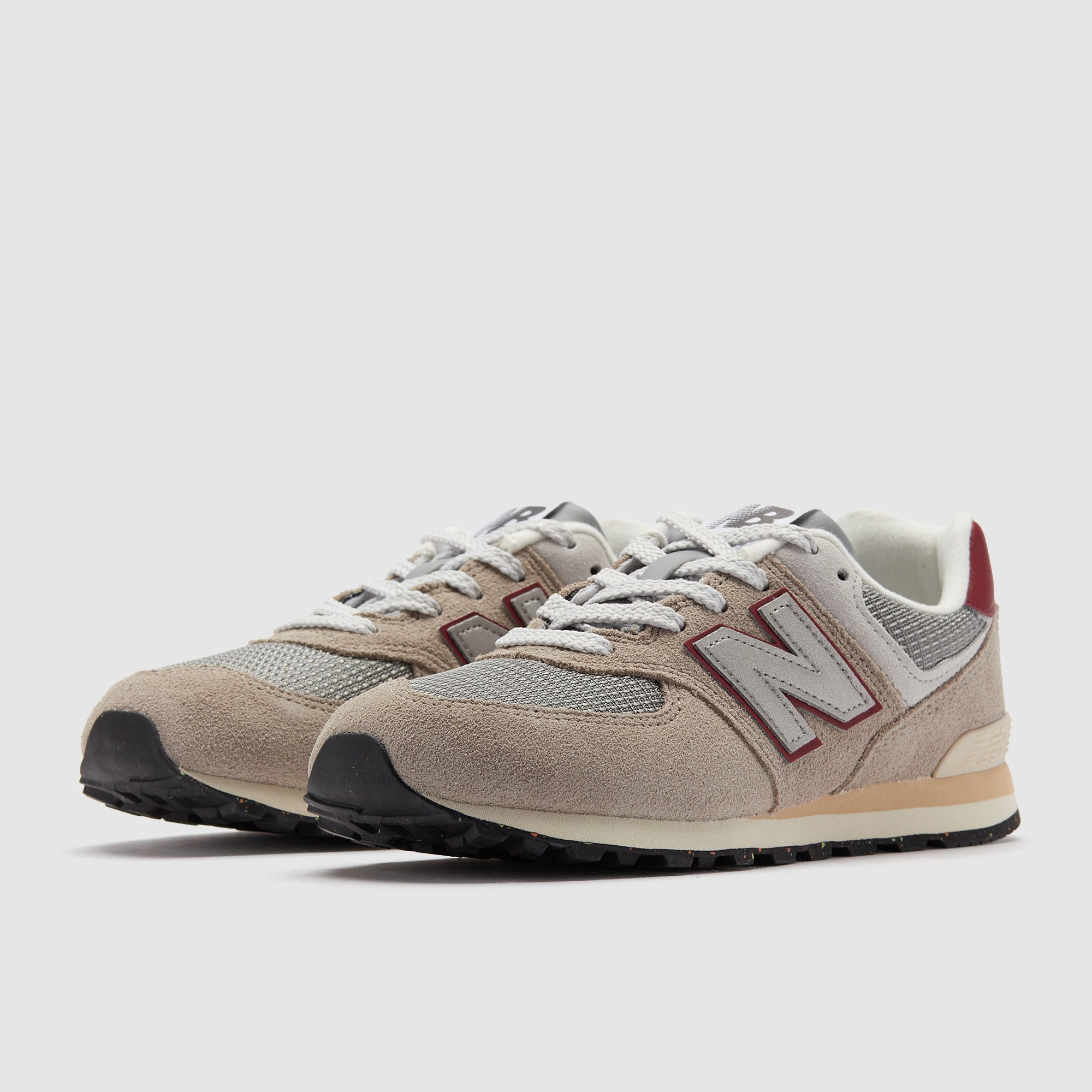 EREDITO（エレディート） New Balance Older Kids 574 (GS) - Arid Stone - Trainers - Boys Shoes