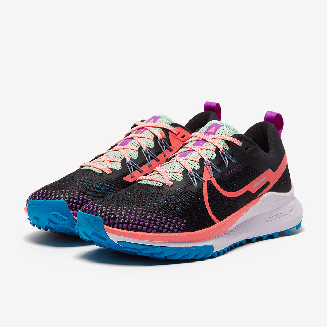 Nike Pegasus Trail 4 - Black/Magic Ember-Vivid Purple - Mens Shoes