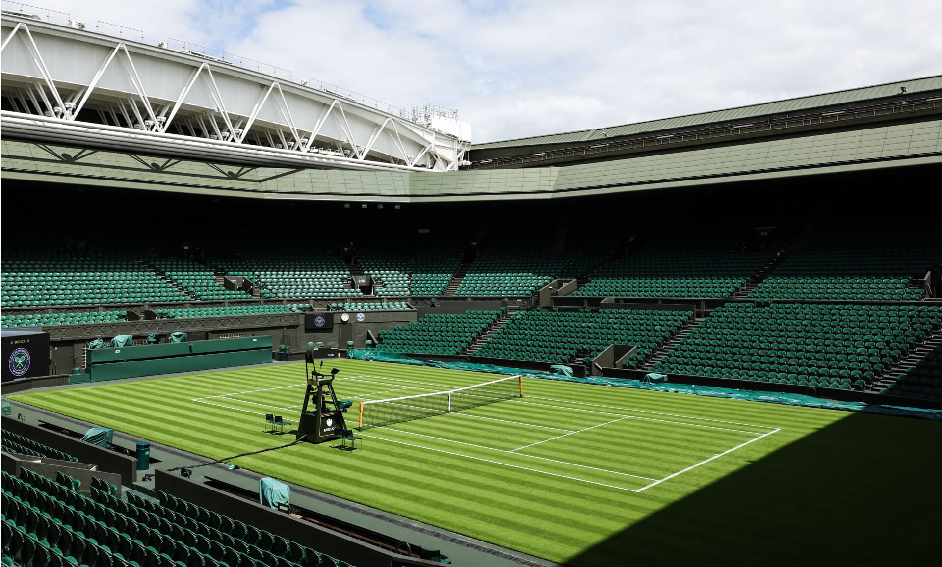 Why do they play on a grass surface at Wimbledon? - AS USA