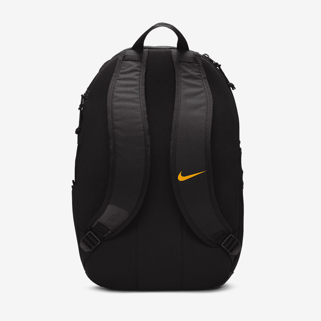 nike backpack fc barcelona Academy Bara The Bara Nike 25/26 navy backpack is a statement of culer pride to carry with you every day Nike FC Barcelona Stadium Backpack