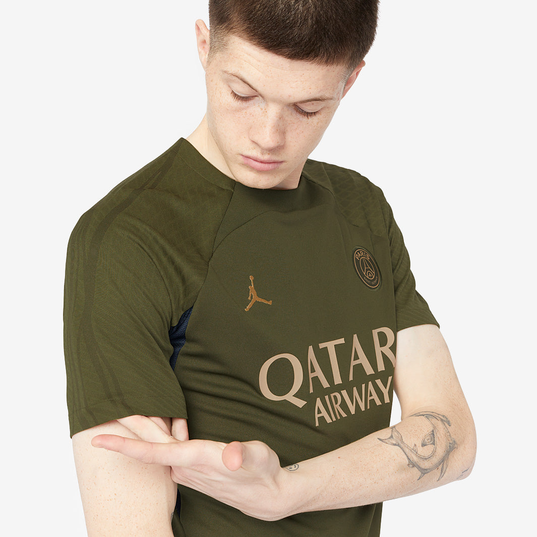 Jordan x Paris Saint-Germain 23/24 4th Dri
