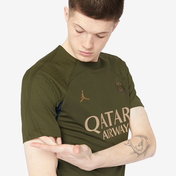 Jordan x Paris Saint-Germain 23/24 4th Dri
