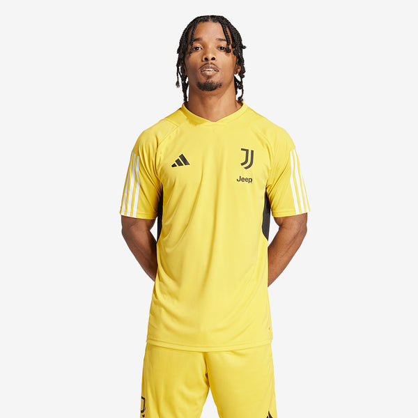adidas Juventus 23/24 Training Shirt