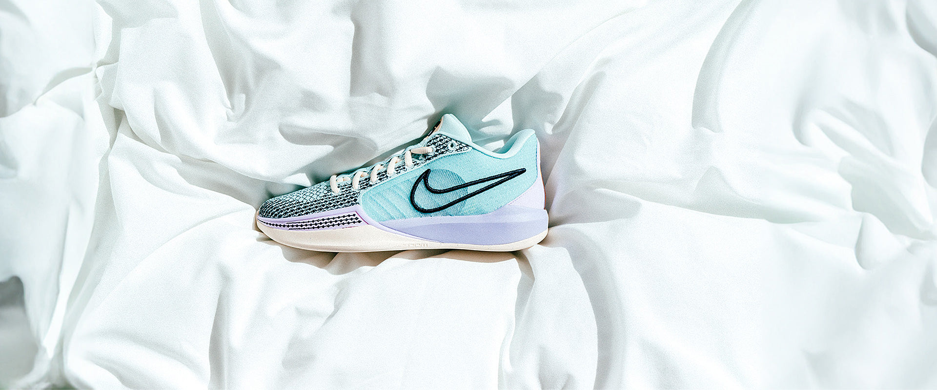 Nike Sabrina Ionescu シューズ ライトブルー Nike Womens Sabrina 1 - Jade Ice/Black/Guava Ice/Lilac Bloom