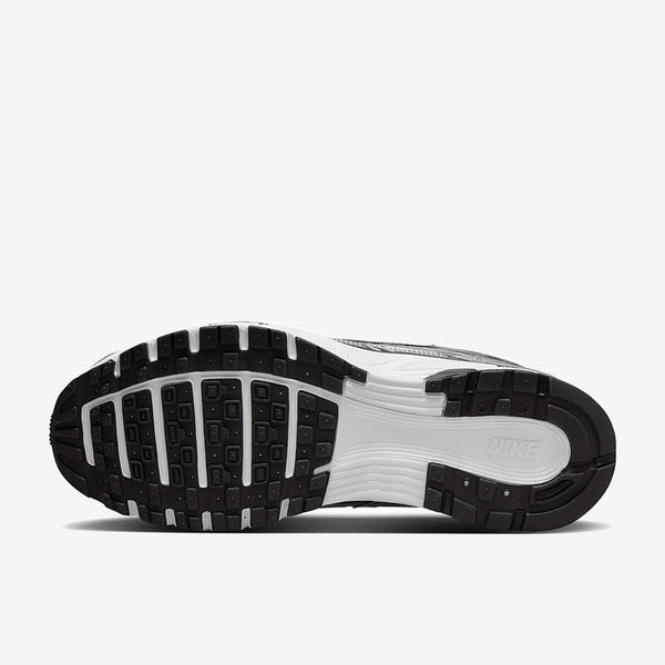 Nike Sportswear P-6000