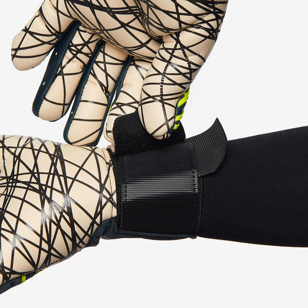 Uhlsport Prediction Ultragrip HN GK Gloves