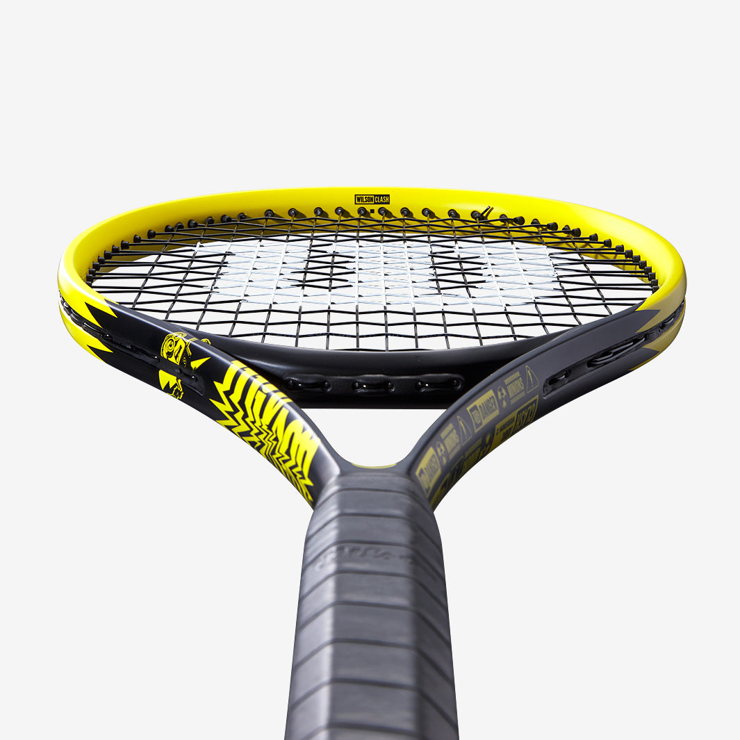 Wilson Minions Clash 100L V2.0 - Yellow/Black - Mens Rackets