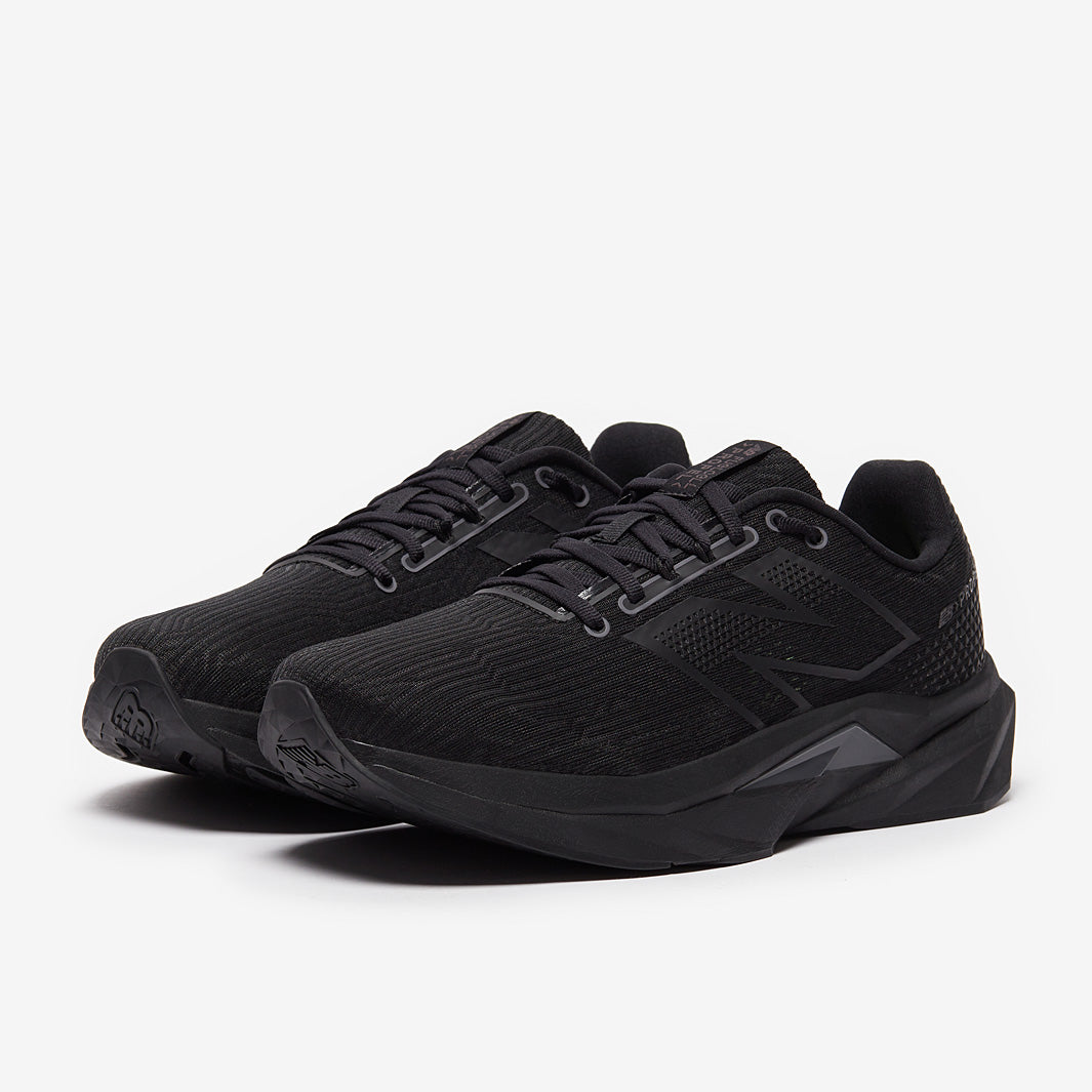 New Balance FuelCell Propel v5 - Black - Trainers