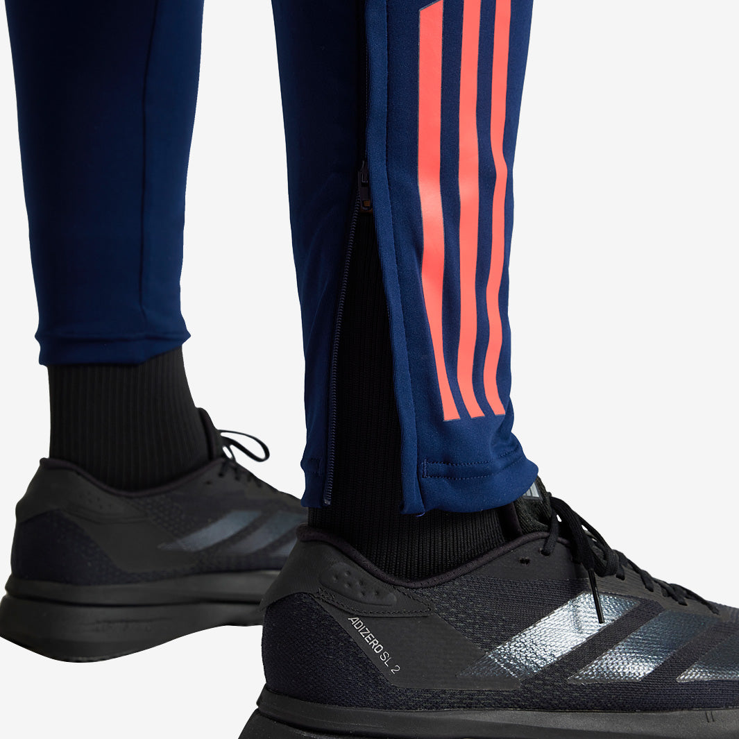adidas Manchester United 24/25 Training Pants