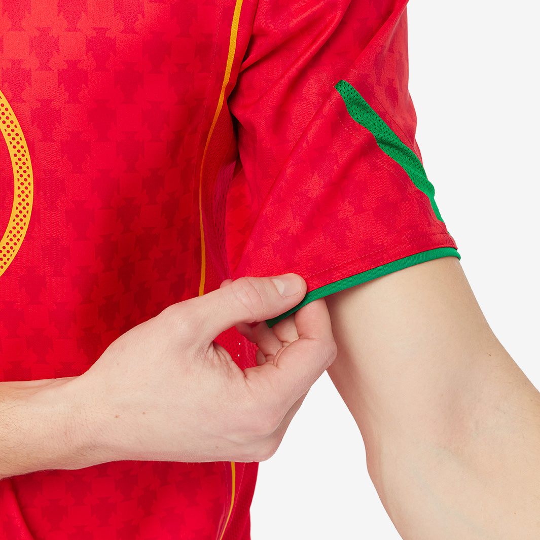 Nike Portugal 2004 Re-Issue SS Shirt With Figo 7