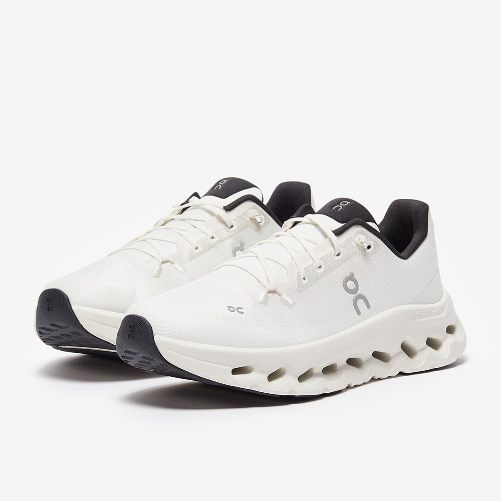 On Cloudtilt - Pearl/Ice - Trainers - Mens Shoes