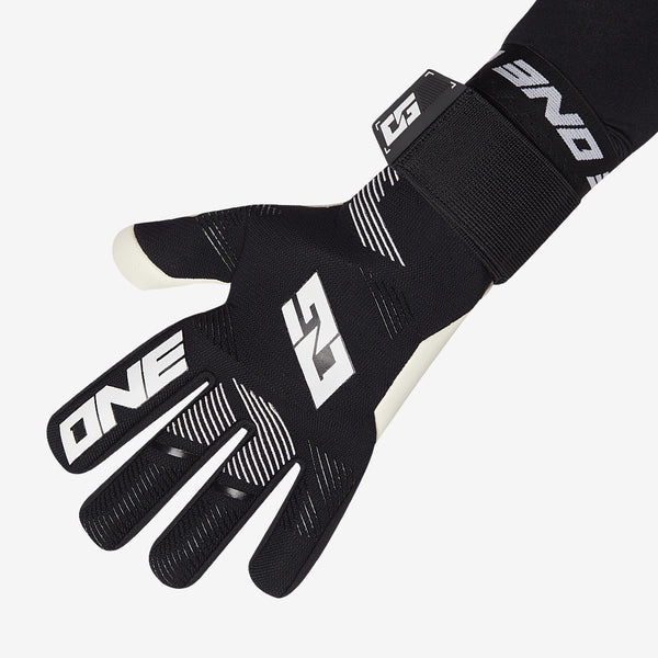 ONE OG1 Midnight GK Gloves