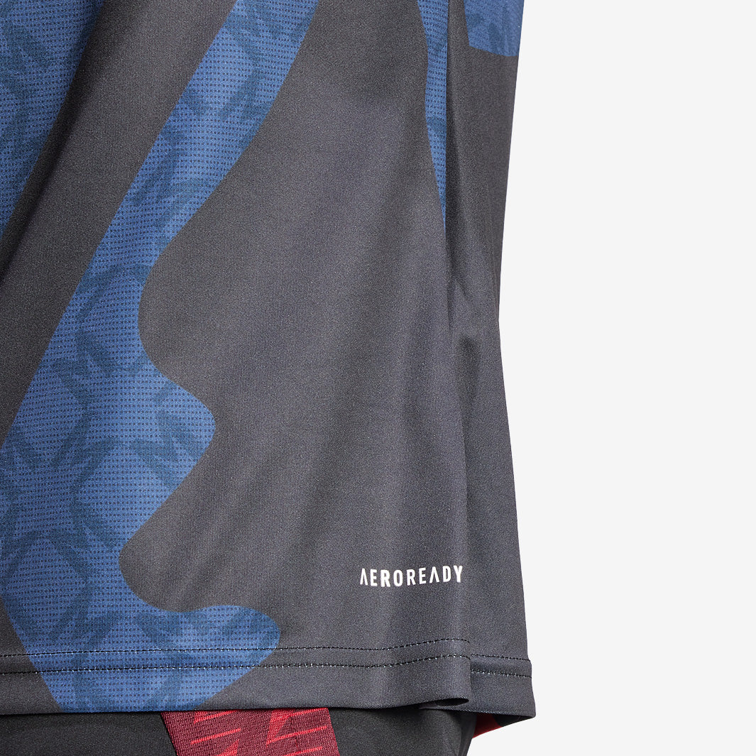 adidas Manchester United 24/25 Pre-Match Shirt