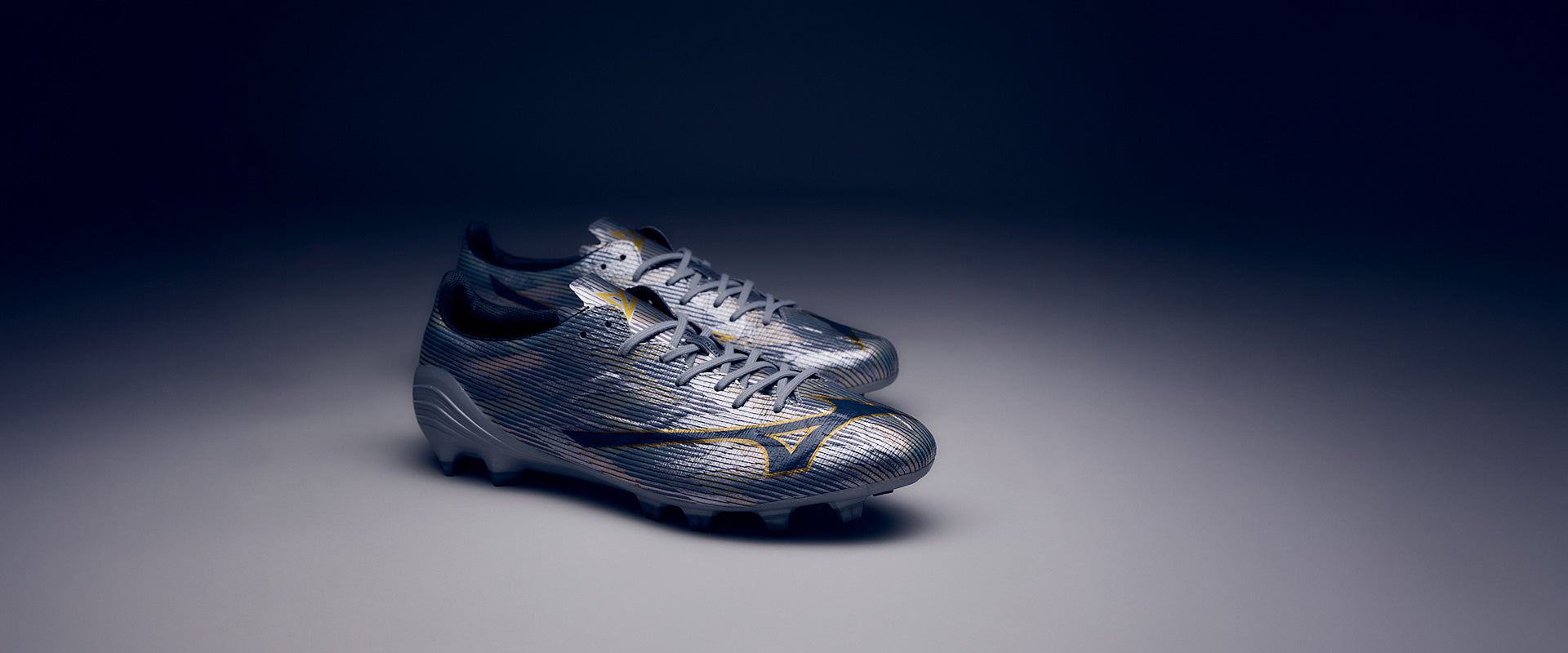 Mizuno Alpha II Made in Japan FG - Galaxy Silver/Gold/Gold - Adult