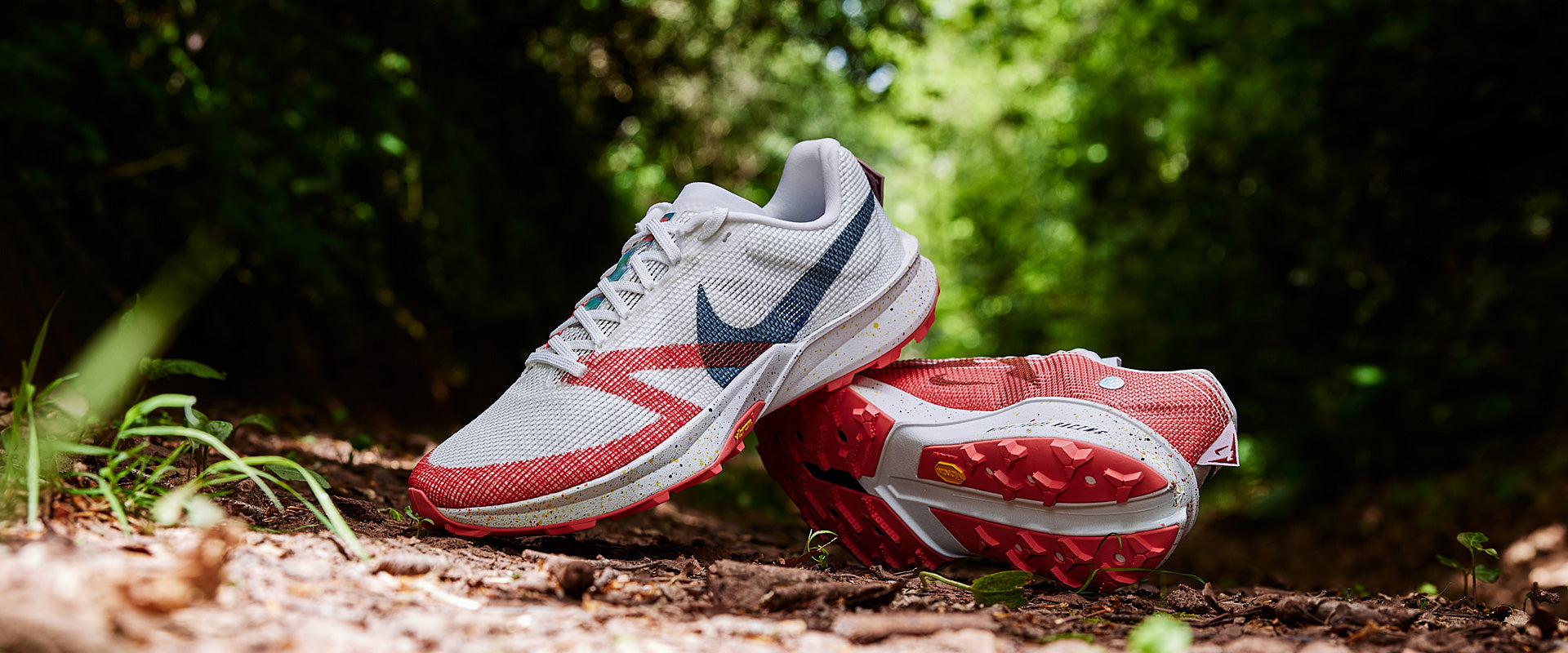 Nike Terra Kiger 10 - Summit White/Armory Navy/Magic Ember