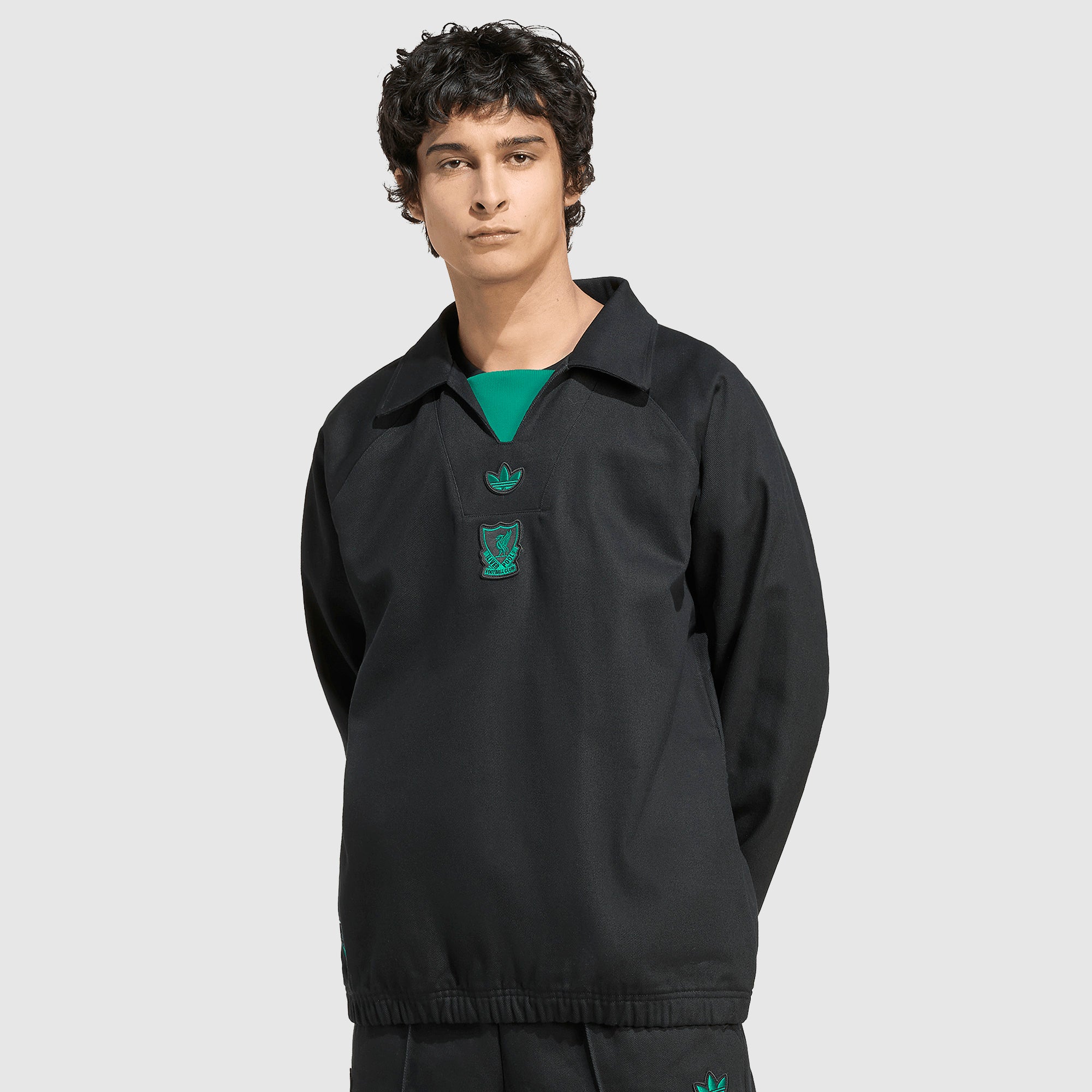 リバプール　ポロシャツ　ブラック　M LFC アンフィールド adidas Originals Liverpool 25/26 Terrace Icon Drill Top - Black