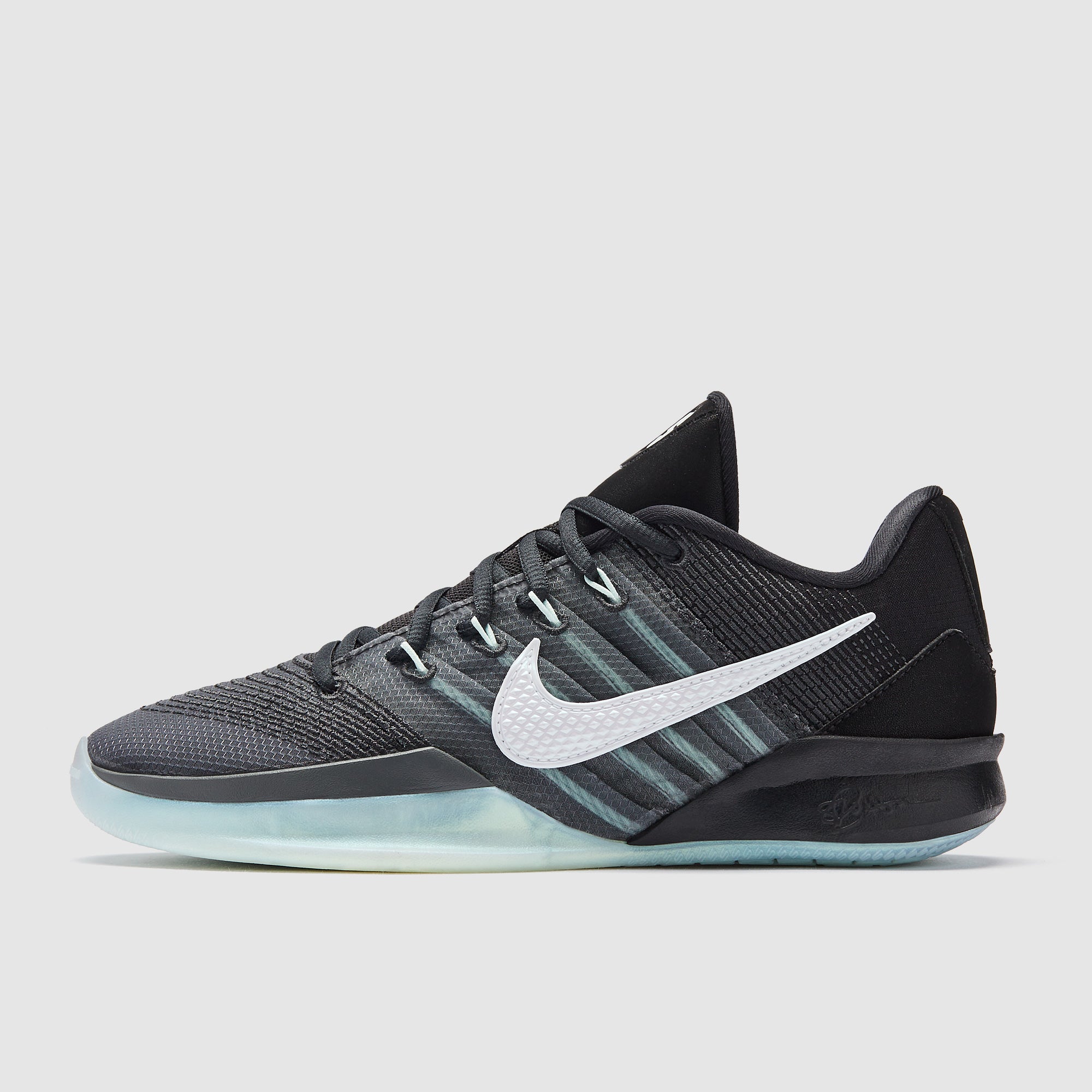 NIKE W SABRINA 3 “CRIMSON TINT/BLACK” Nike Sabrina 3 - Crimson Tint/Black/Arctic Punch - Trainers