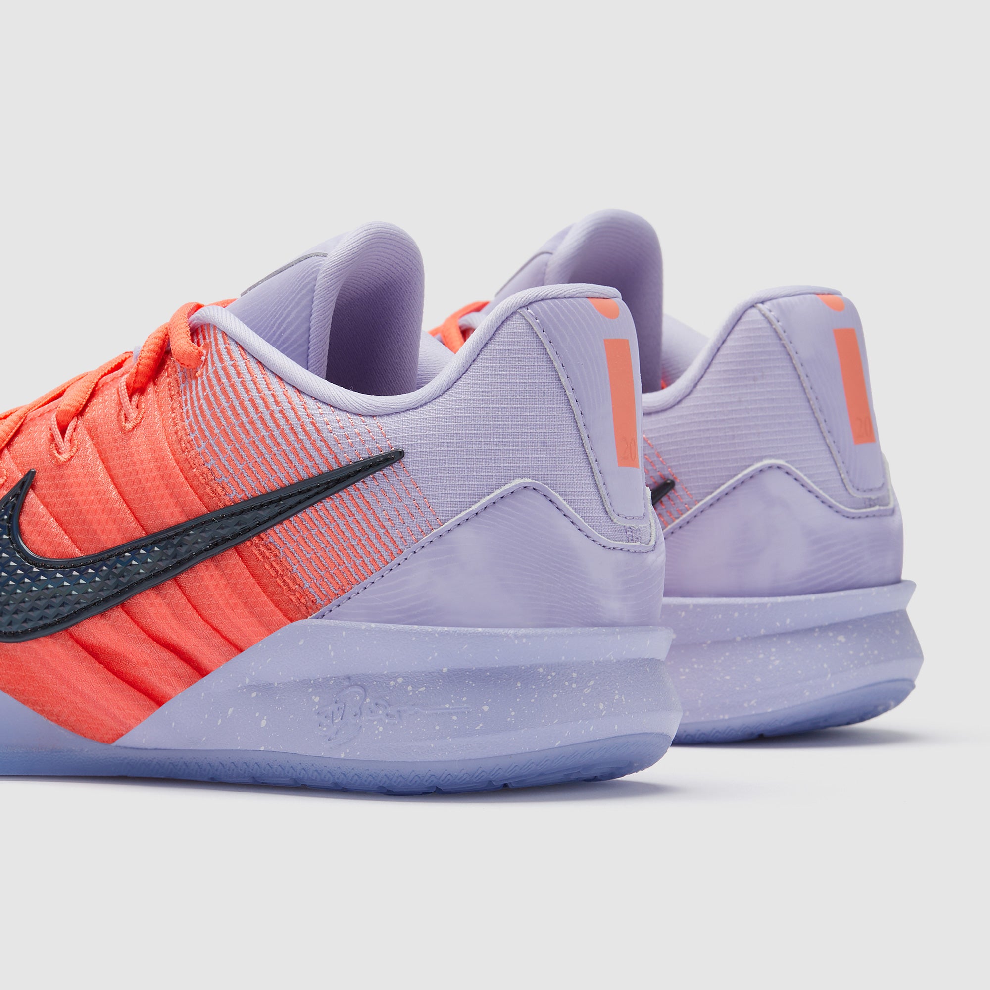 Nike Sabrina 3 - Barely Grape/Black/Magic Ember - Trainers