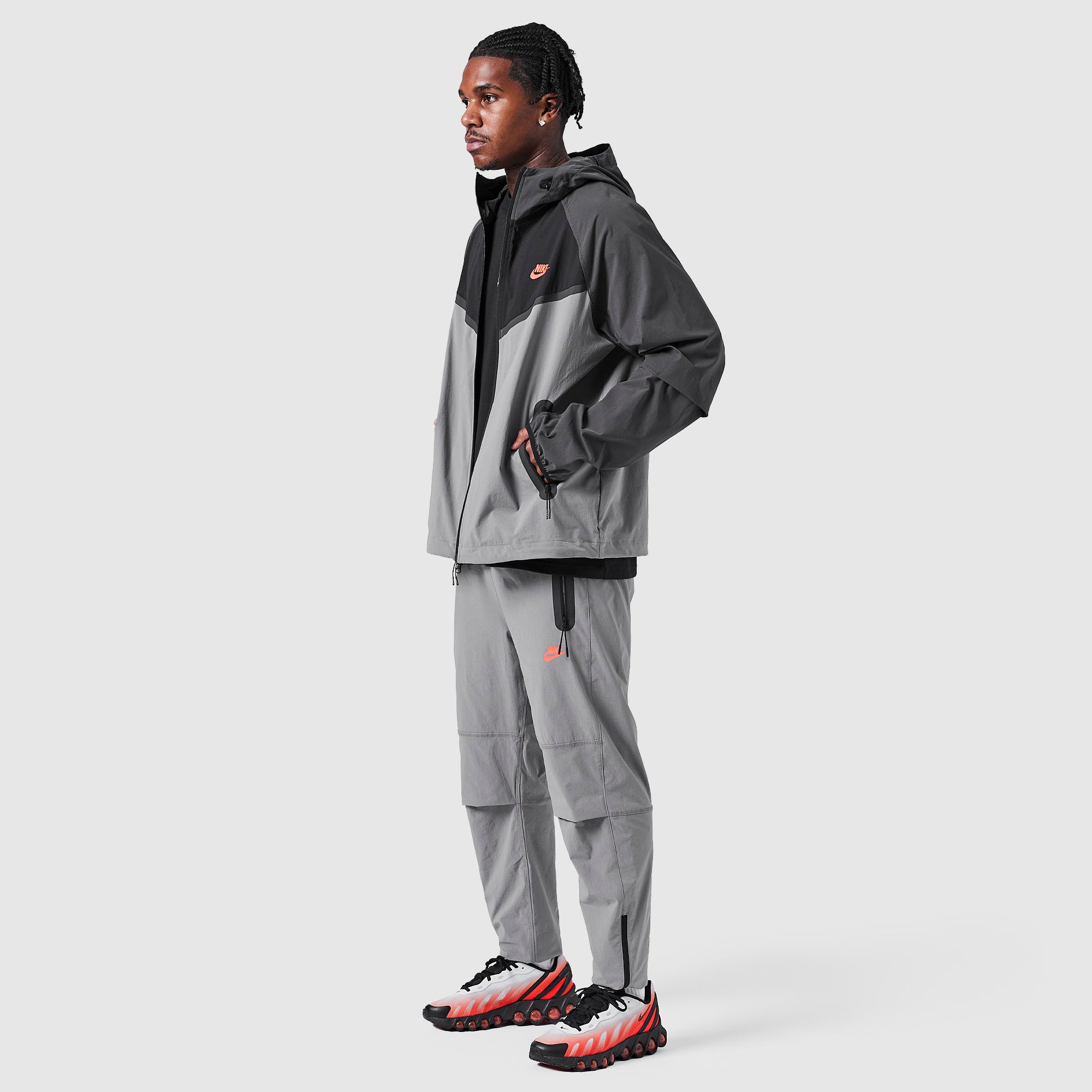 Nike Sportswear Tech Woven Full-Zip Windrunner Jacket - Smoke Grey