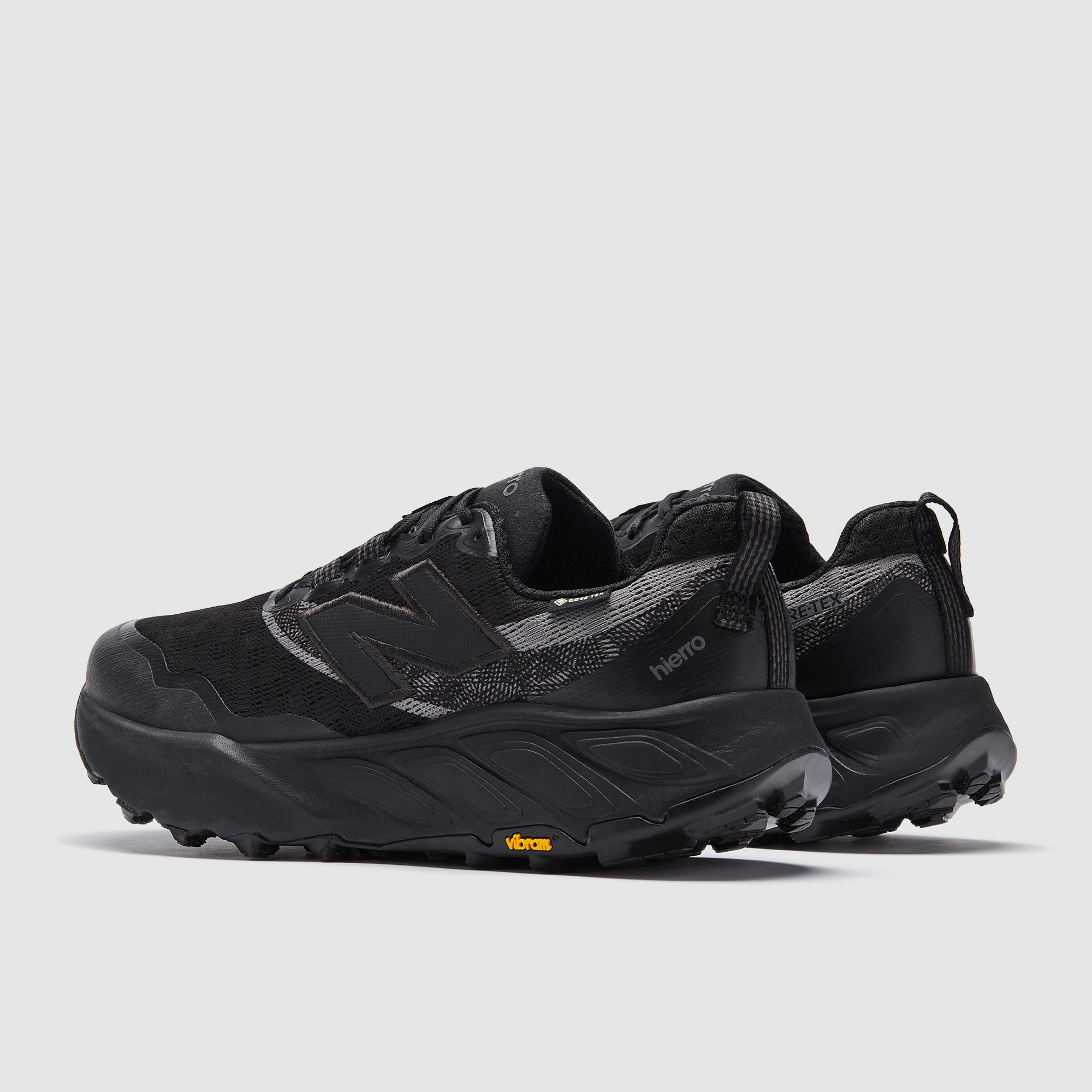 New Balance Fresh Foam X Hierro v9 GORE-TEX - Black/Black Cement
