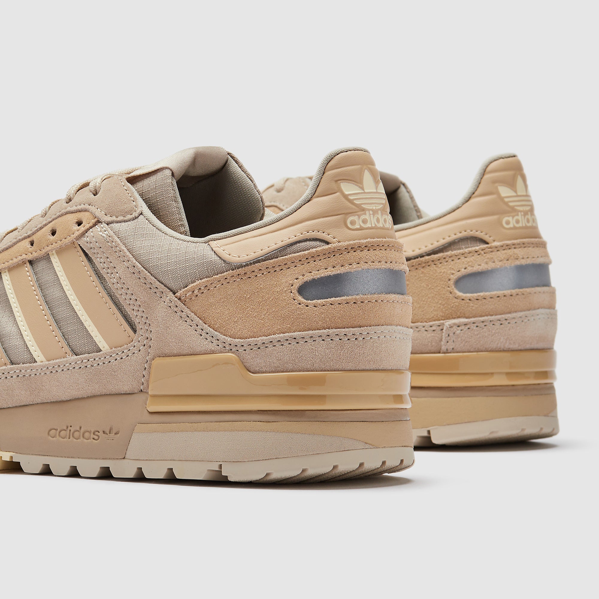キャメル adidas Originals ZX 600 - Magic Beige/Warm Vanilla/Trace Khaki