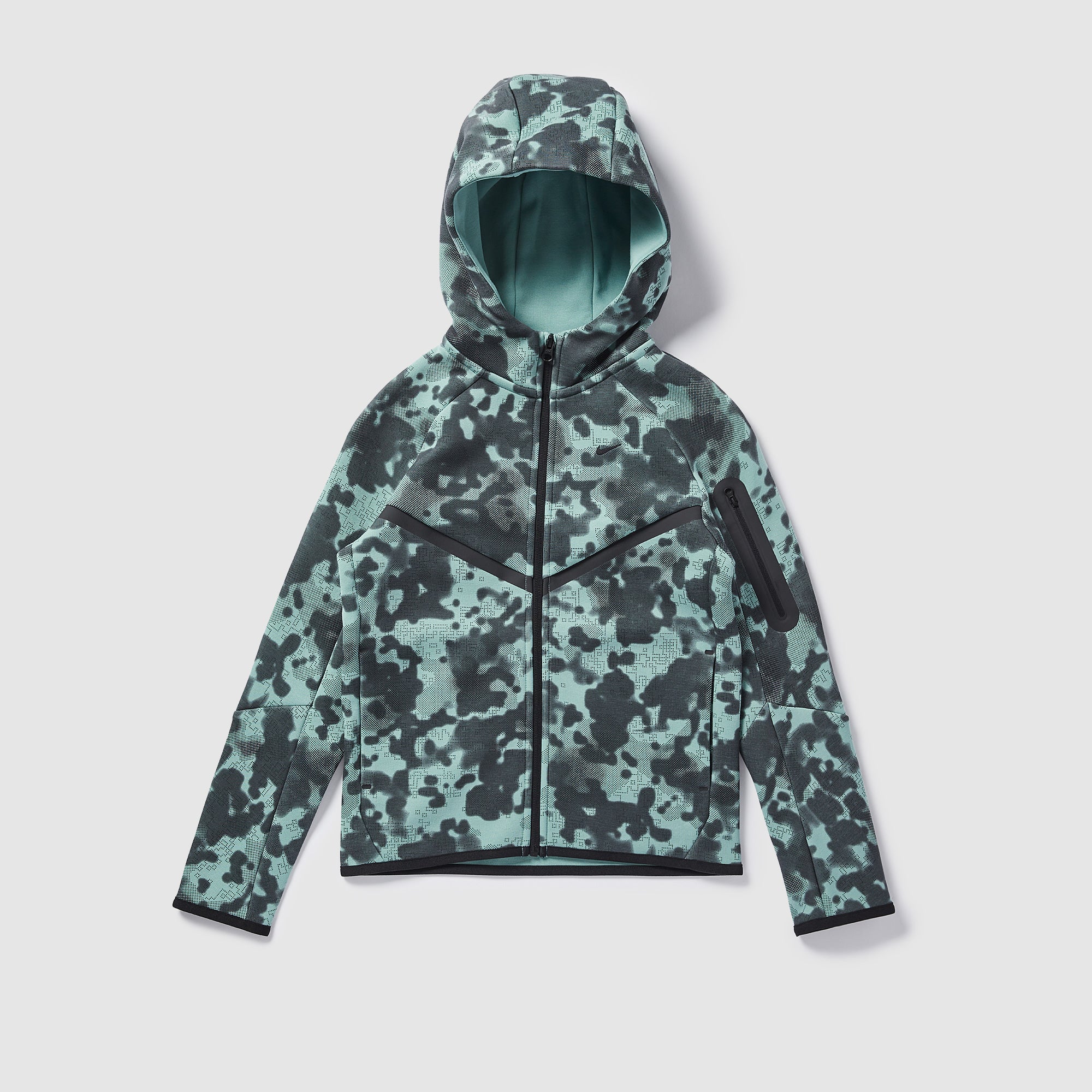 Nike Sportswear Older Kids Tech Fleece Full-Zip Hoodie (8-15Y