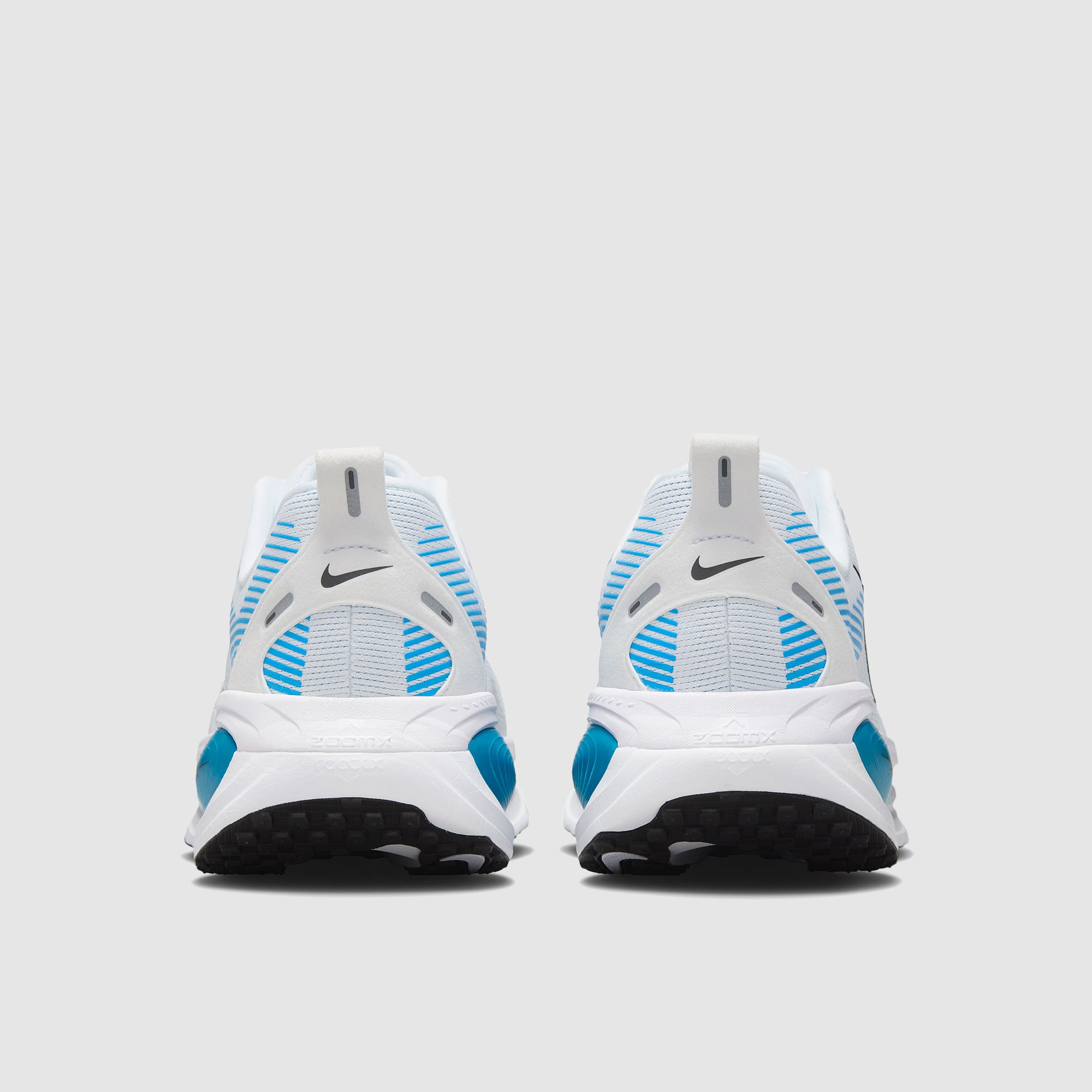 Nike Vomero 18 - White/Black/Blue Hero - Mens Shoes