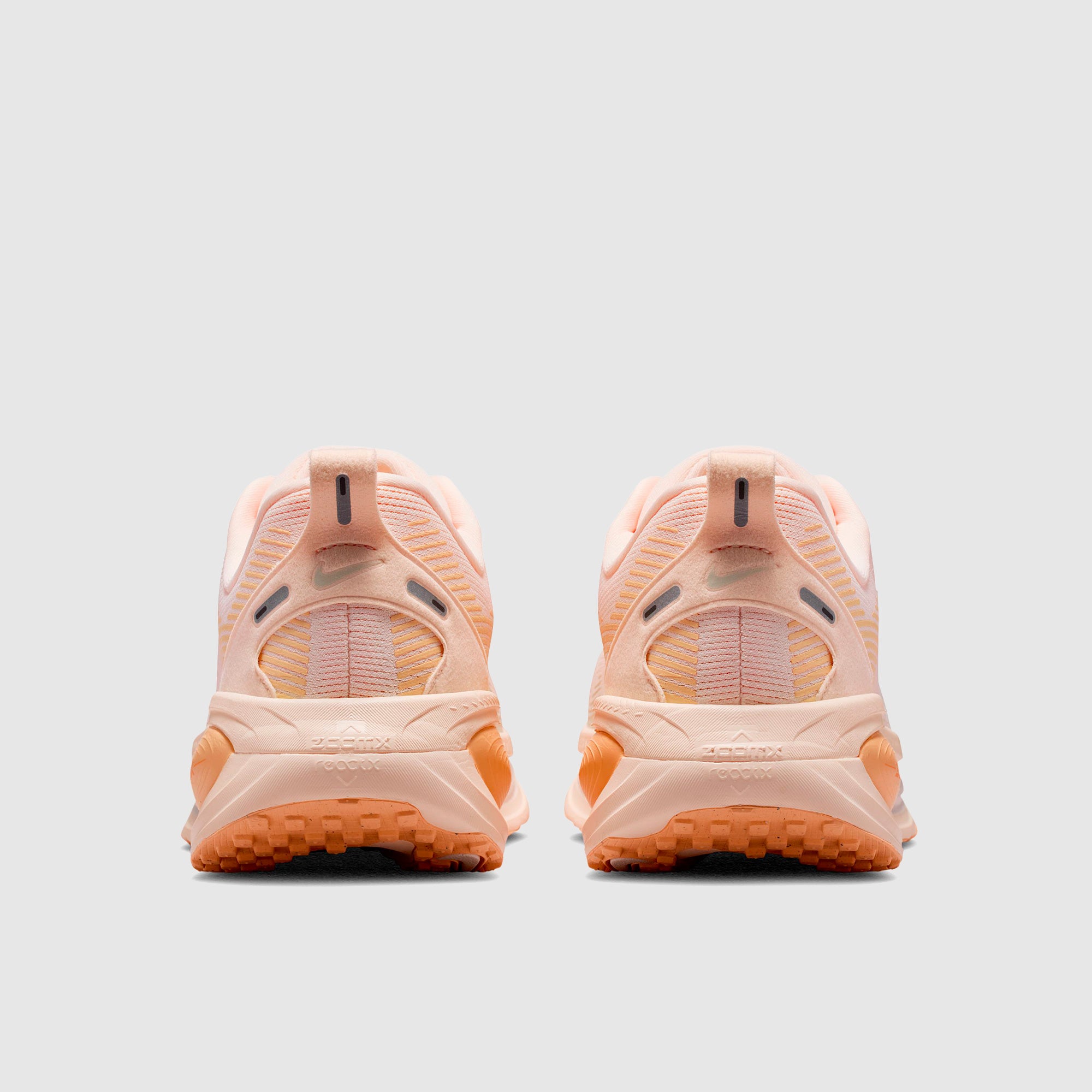 Nike Womens Vomero 18 - Guava Ice/Sail/Orange Chalk - Womens Shoes