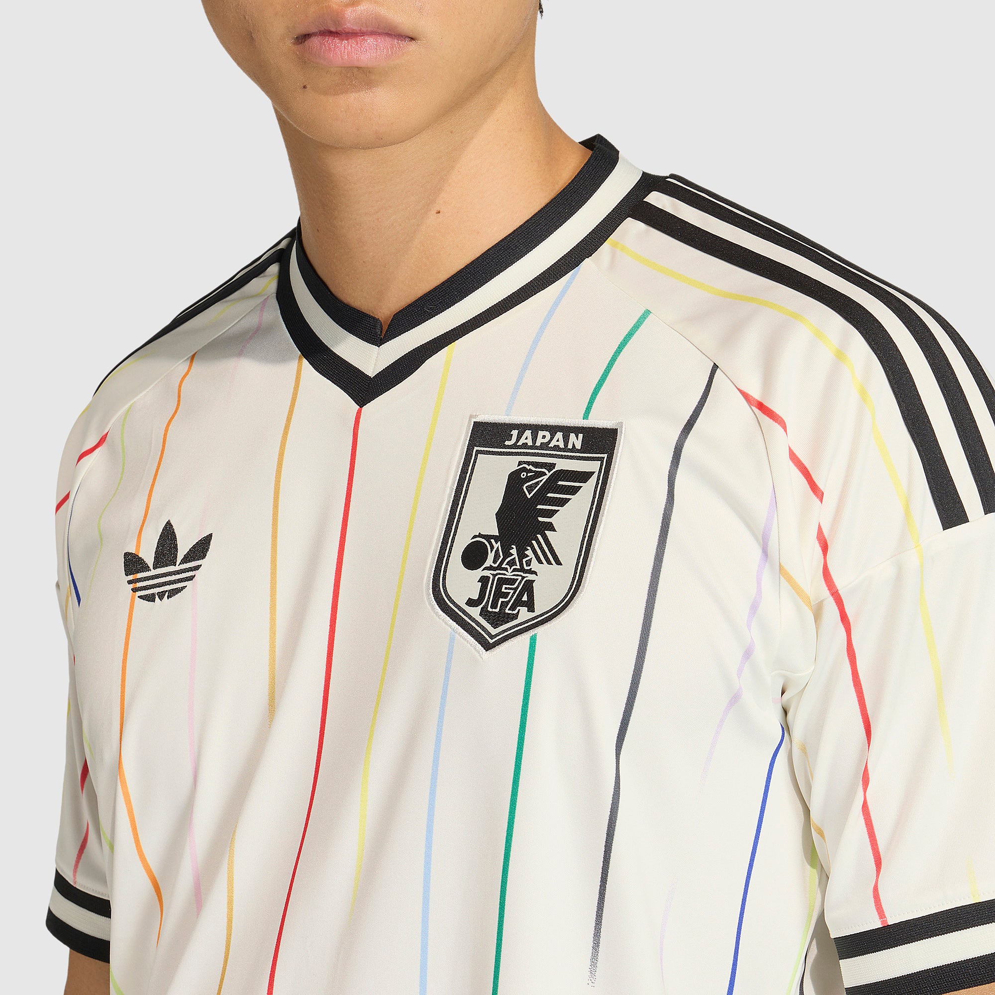 ウェア  Japan 2026 Away Replica Jersey adidas Originals Japan 2026 Away Shirt - Off White/Black - Mens