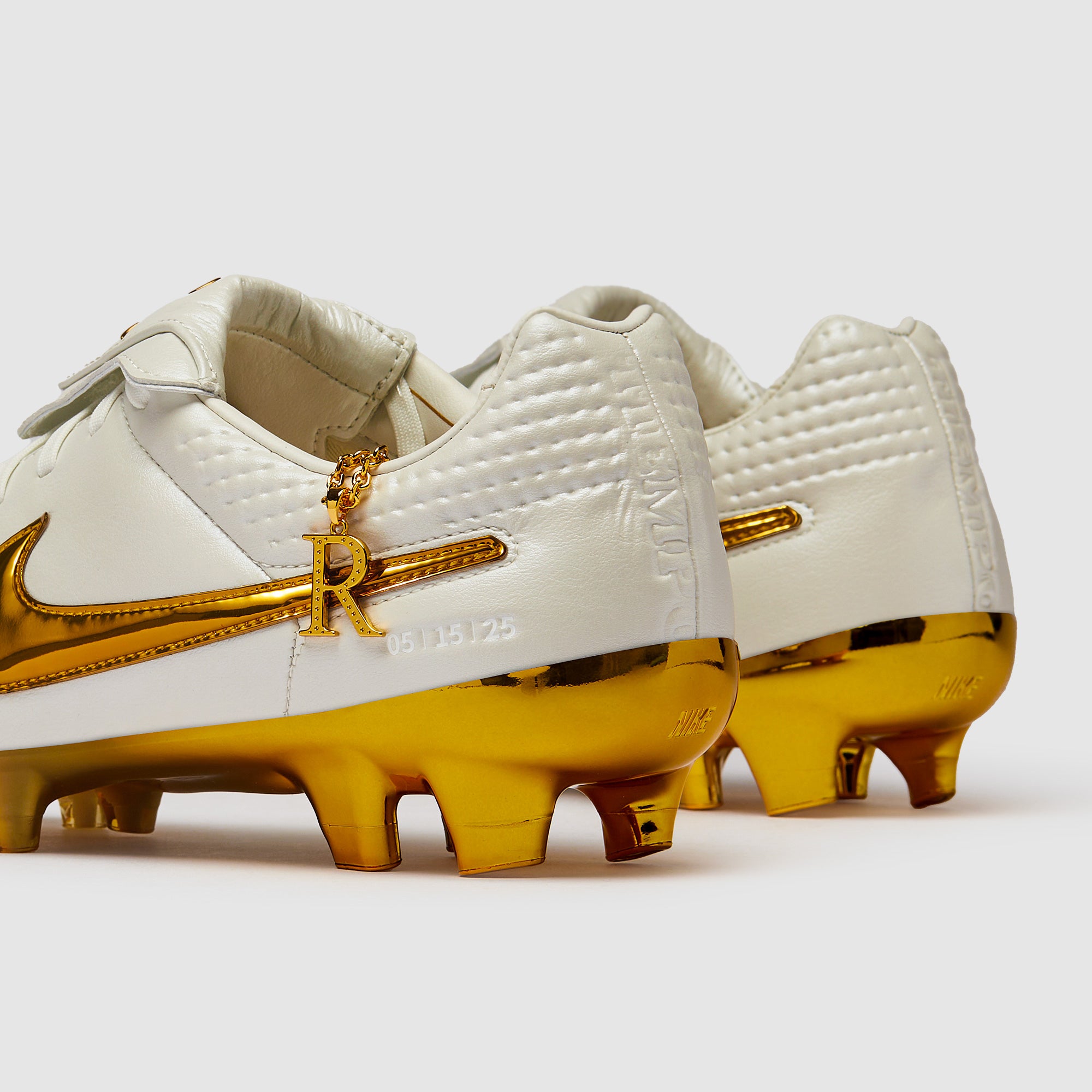 Nike Tiempo Legend Regen SE Firm Ground - Metallic Summit White