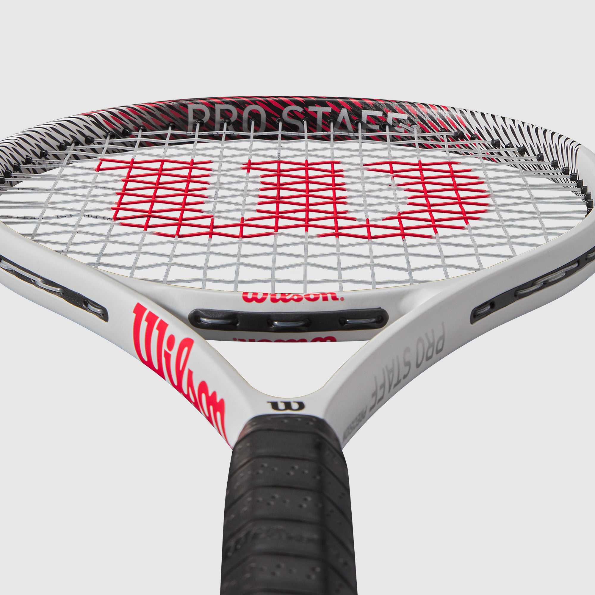 【新品】Wilson Pro Staff Precision RXT 105 Wilson Pro Staff Precision RXT 105 Tennis Racket - White/Black