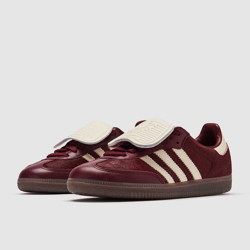 adidas gazelle silver green womens Women's adidas Samba OG Cream White/Collegiate Green / 6 main image 0