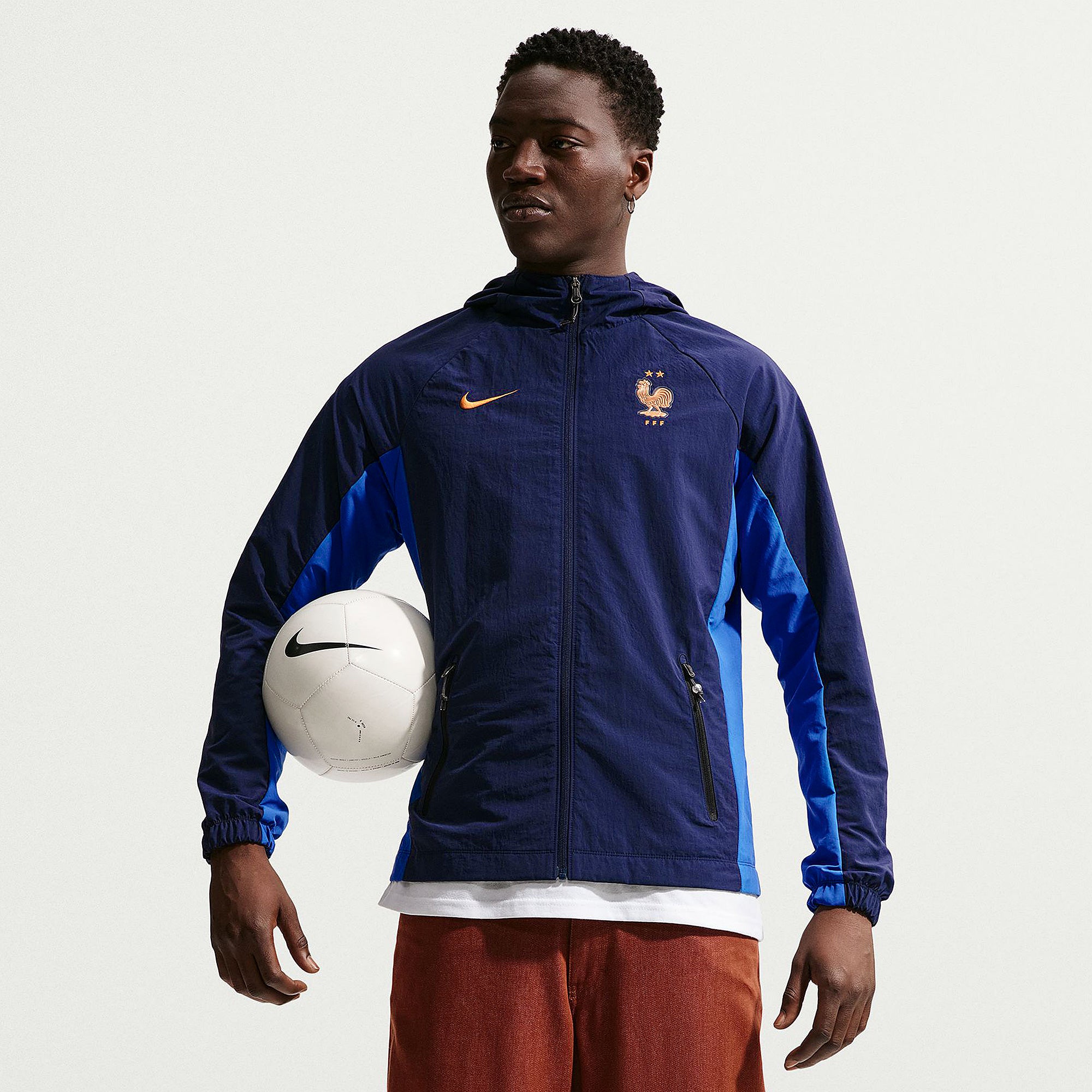 日本未入荷商品 ナイキ トッテナム 21/22 AWF ジャケット Mサイズ Nike FC 22/23 AWF Jacket - Black/White/White - Mens Replica