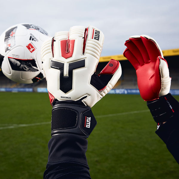 Tuto Maximus Ignis Roll Finger GK Gloves