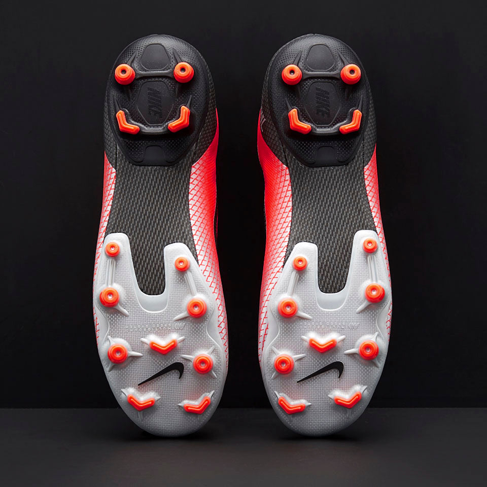 Nike Mercurial Vapor XII Academy CR7 FG/MG - Mens Boots - Firm