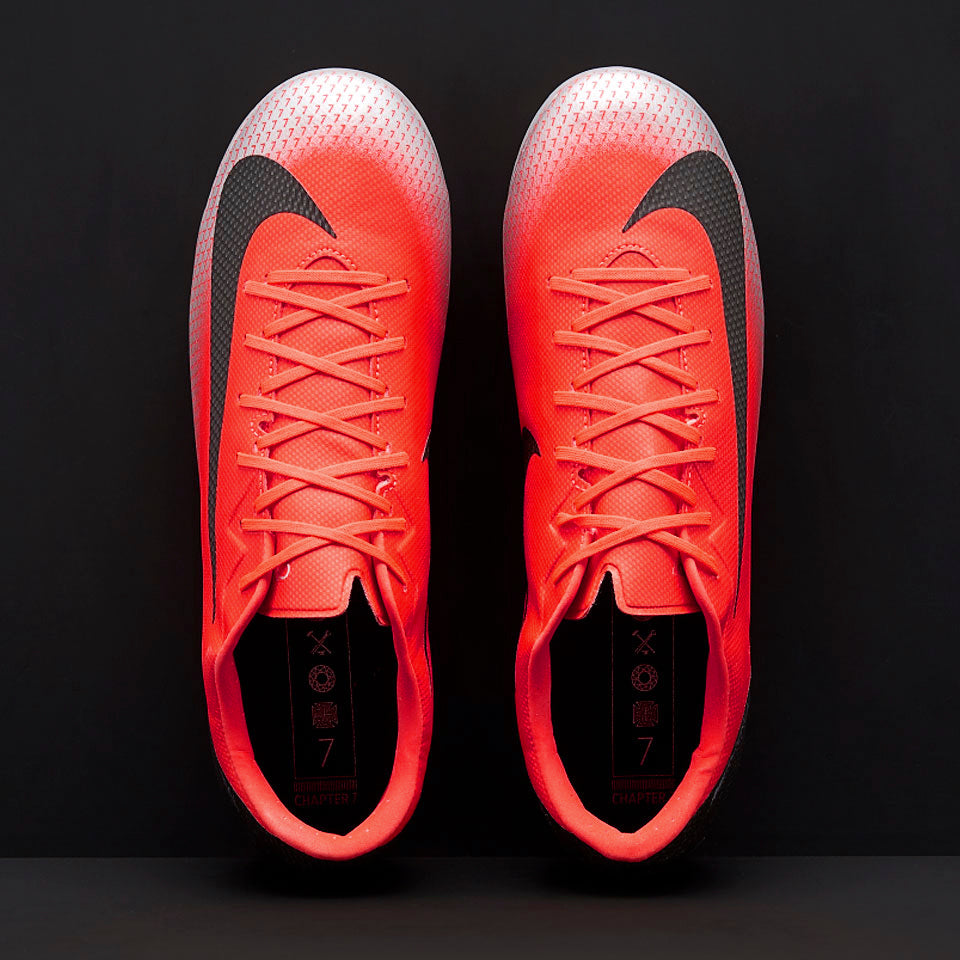 Nike Mercurial Vapor XII Academy CR7 FG/MG - Mens Boots - Firm