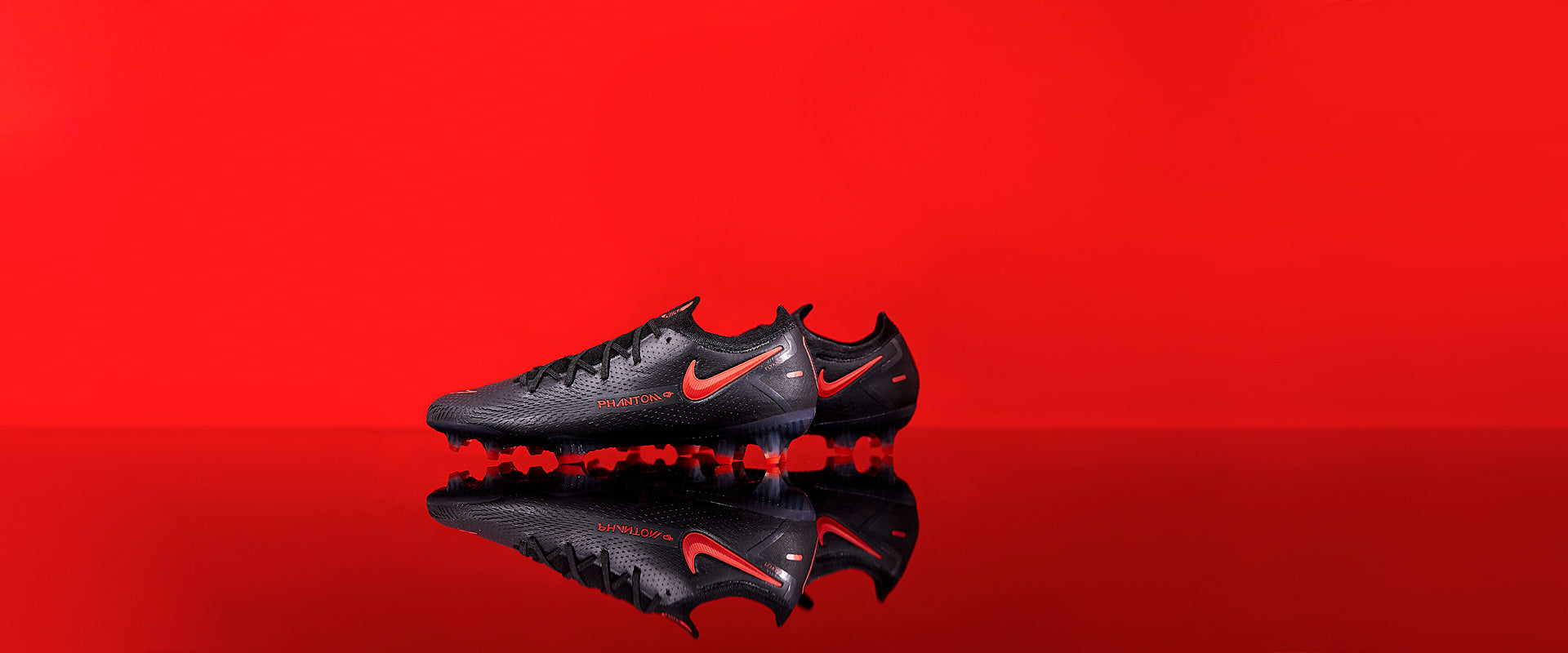 Nike Phantom GT Elite FG - Black/Chile Red/Dark Smoke Grey - Mens