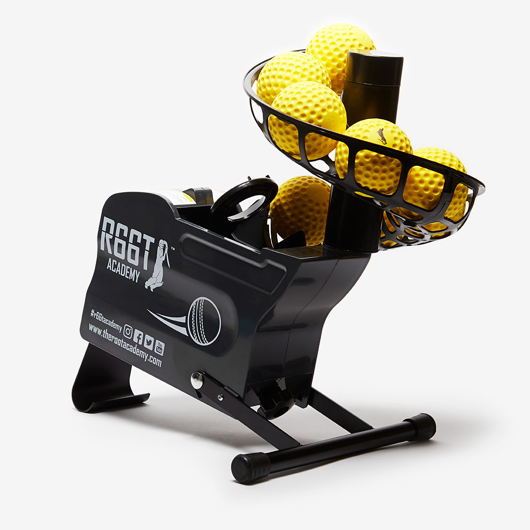 R66T Academy Ball Feeder - Black - Cricket Equipment