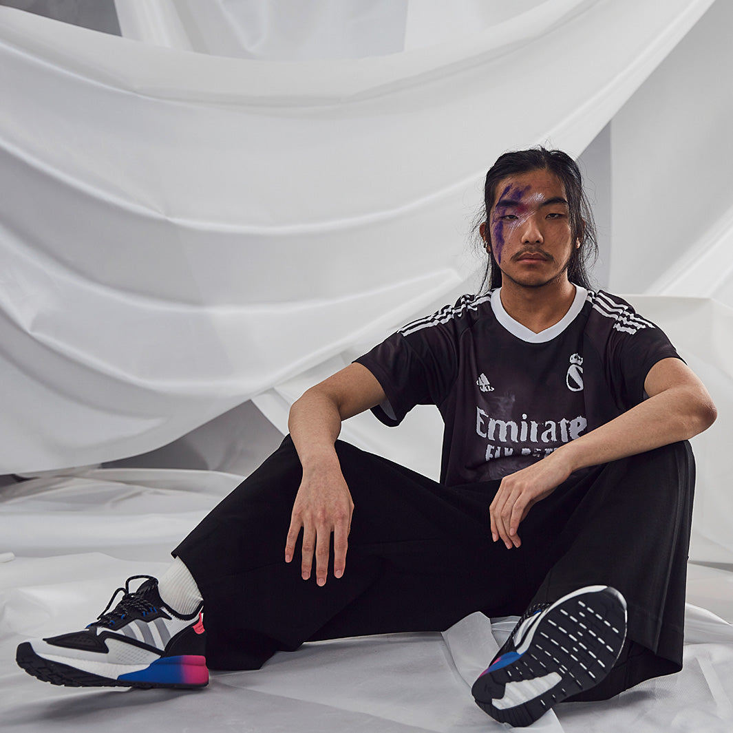 adidasリアル・マドリードx HUMAN RACEジャージ adidas Real Madrid Human Race Jersey - Black/White - Tops - Mens