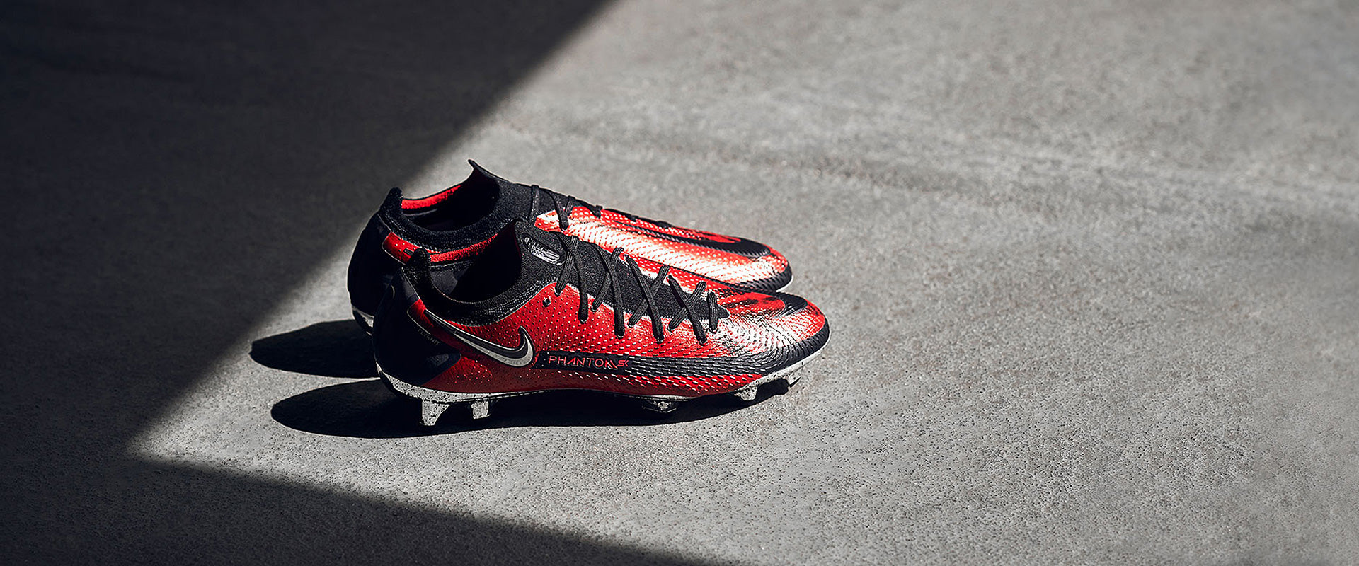 Nike Phantom GT Elite FG x Skepta Bloody Chrome - University Red